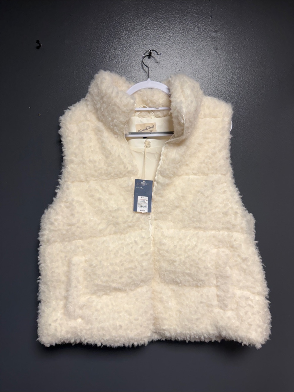 NWT Universal Thread Faux Shearling Puffer Vest Cream XXL